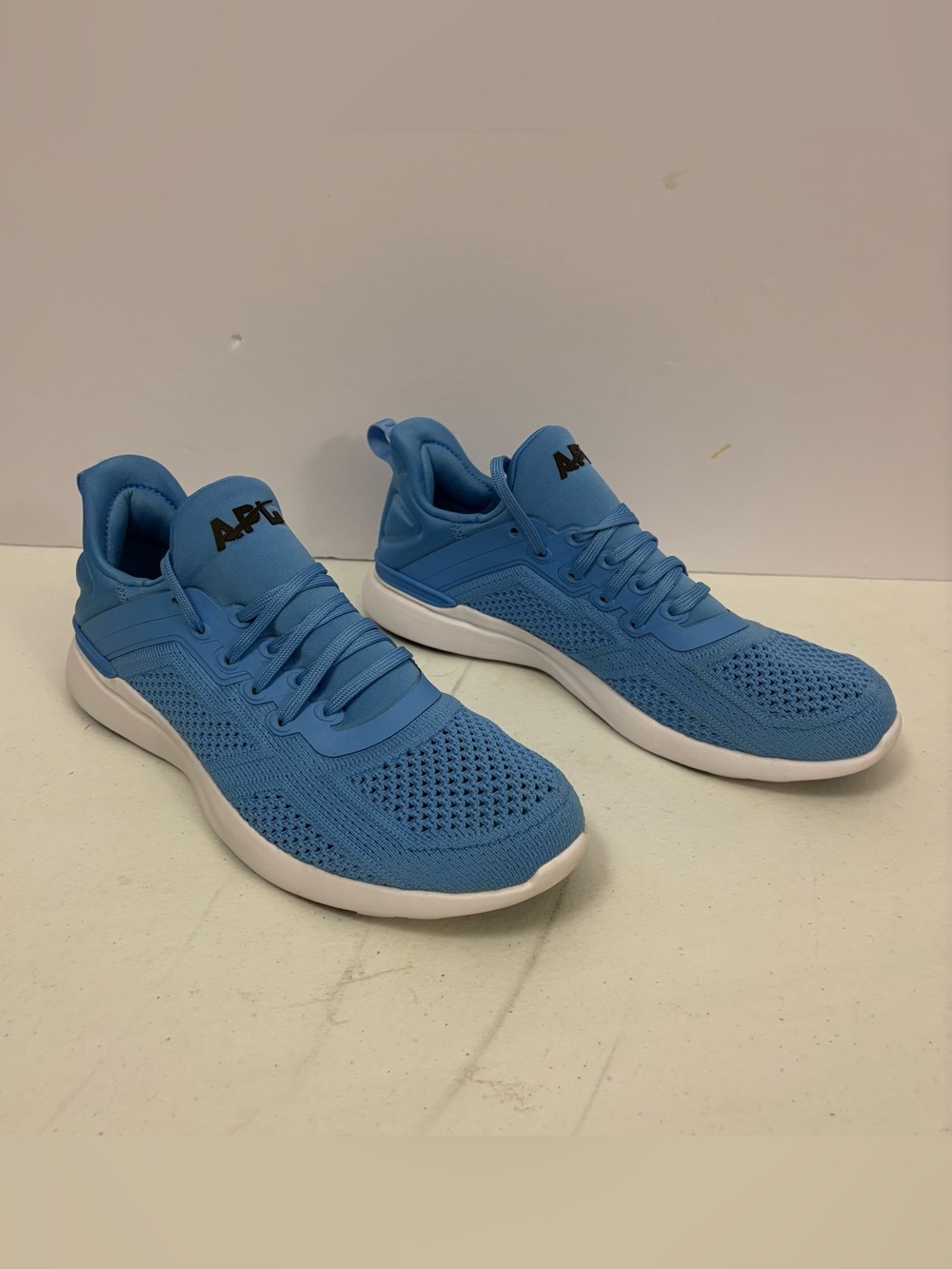 APL Techloom Tracer Coastal Blue Sneaker Size 7 gym running cross trainer cardio